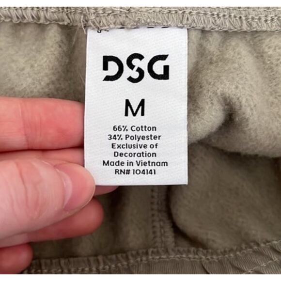 Brand New DSG Men’s Sweat Shorts Size Medium - Picture 2 of 2